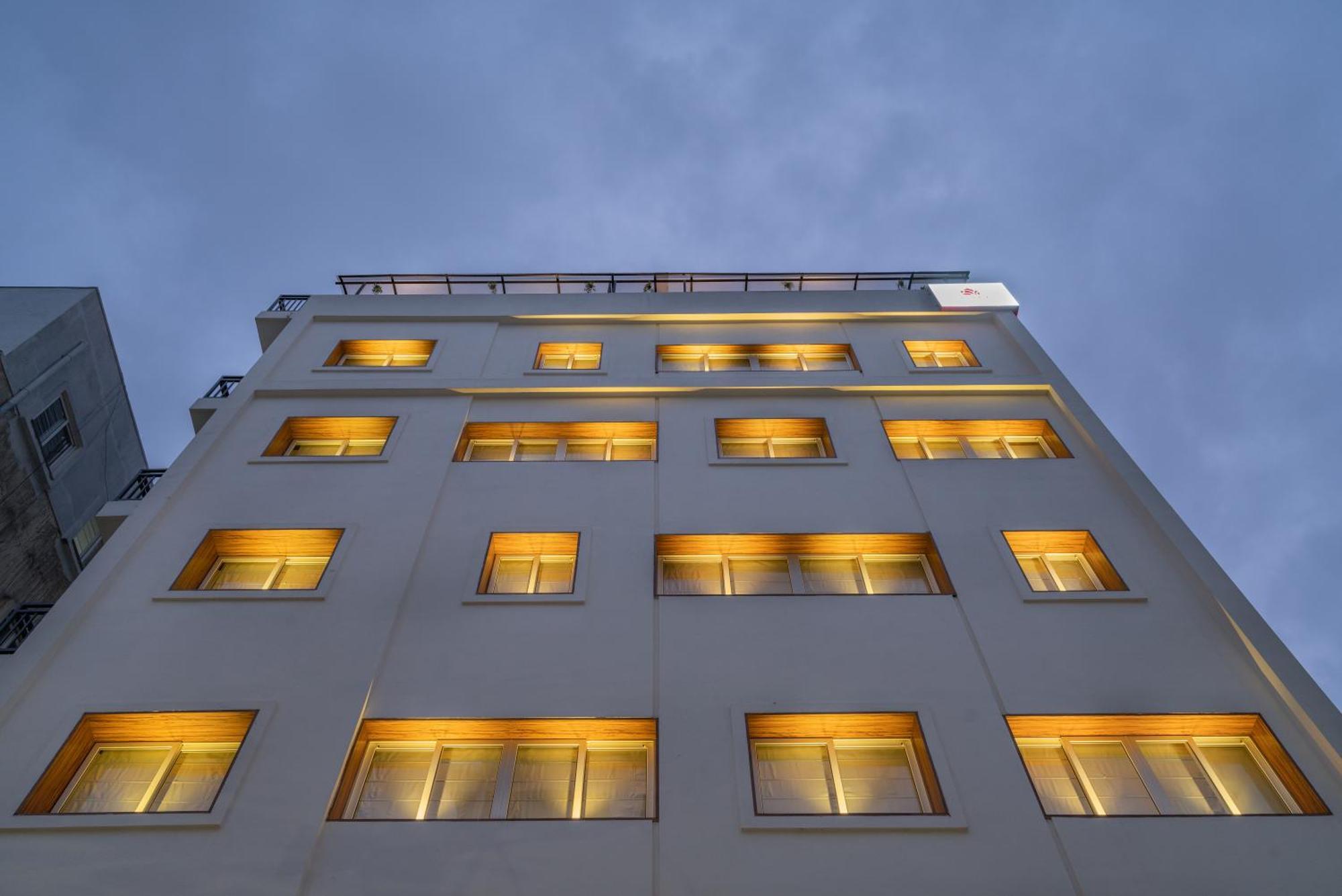 Skyla Studios & Suites - Hitech City Hyderabad Exteriör bild