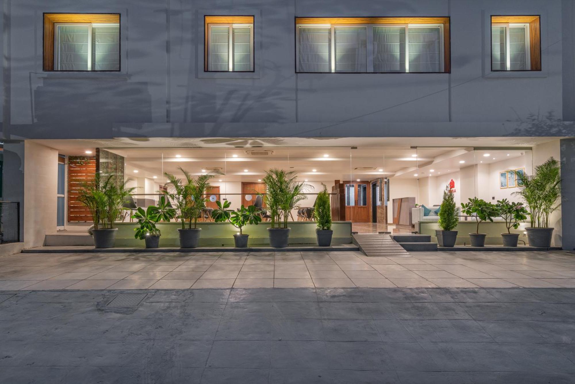 Skyla Studios & Suites - Hitech City Hyderabad Exteriör bild